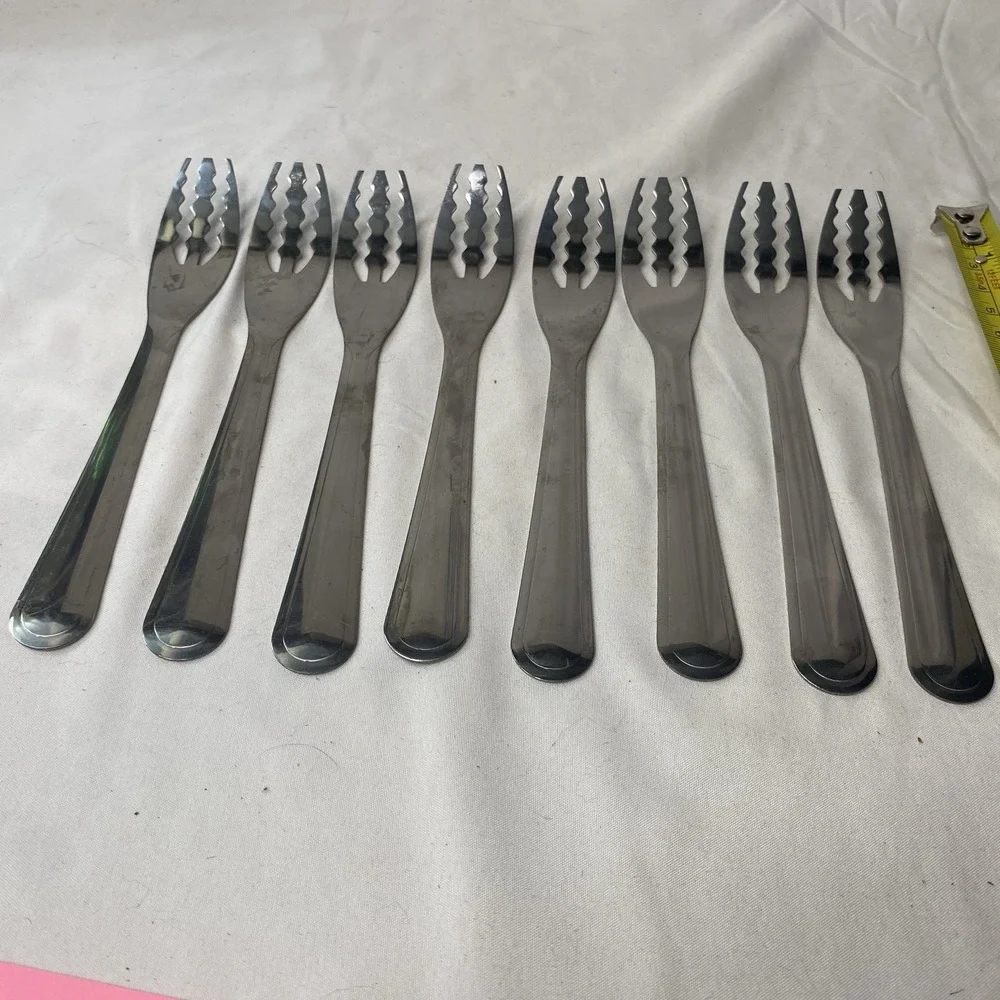 Set Of 8 Unbranded Fruit Forks